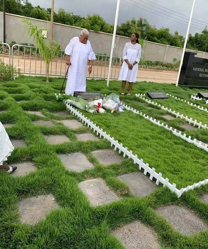 Photo: Kwesi Amissah-Arthur’s mother watches her son’s grave