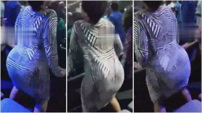 Lady with big bαckside causes confusion in church with her wild dance moves