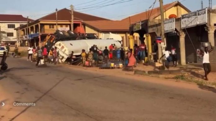 Kaase residents rush for free fuel