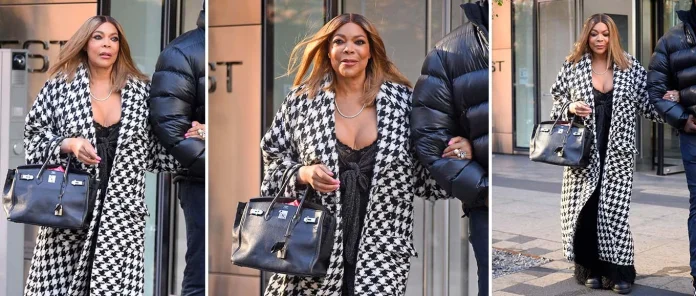 Wendy Williams struggles to walk in new video