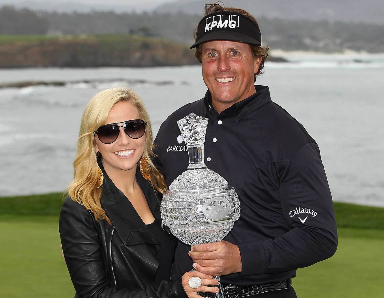 Phil Mickelson wife
